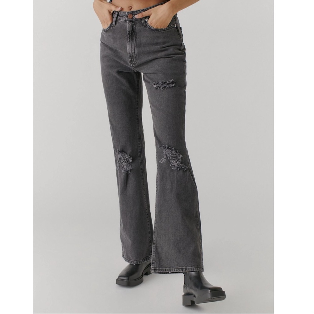 NWT UO BDG High-Waisted Comfort Stretch Distressed Flare Jeans - Washed Black